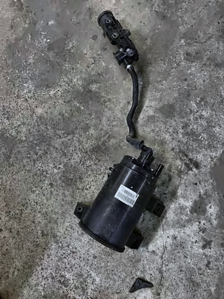 Адсорбер парів палива G30(3), 16137371251