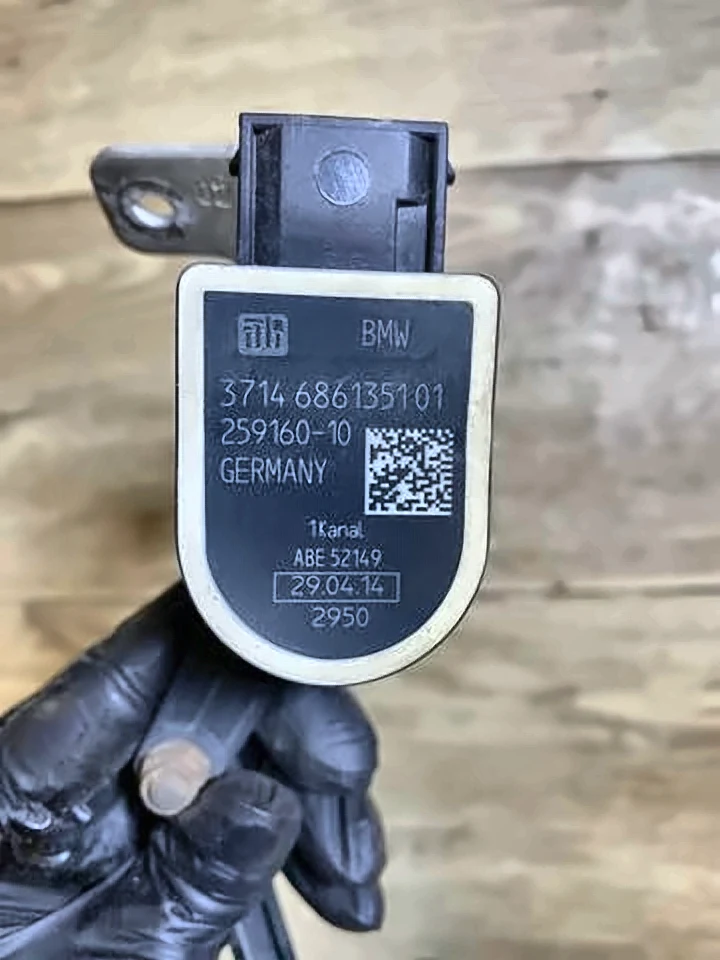 Датчик положення кузова 103634, 37146861351