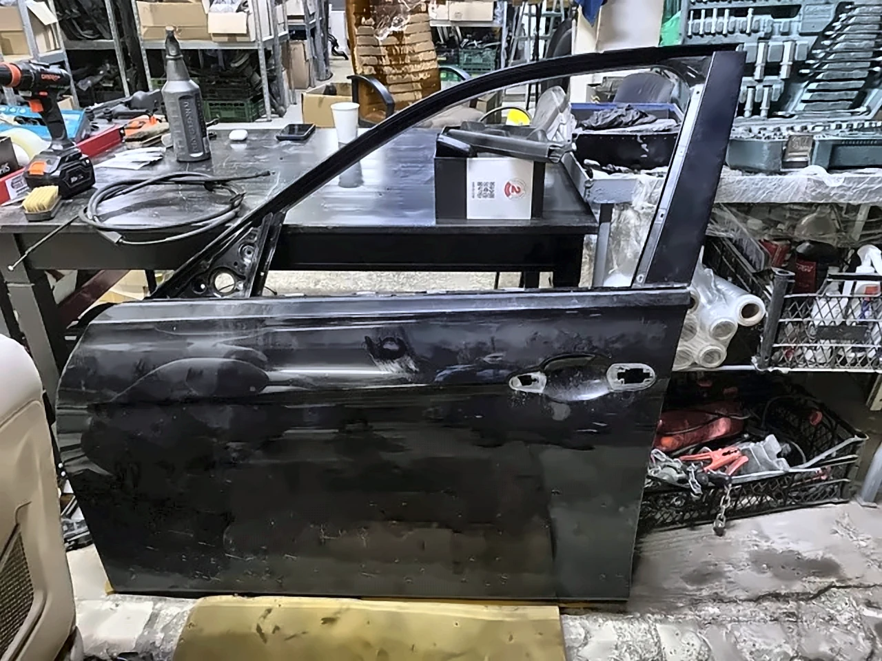 Двері передні ліві, колір 668 чорний BMW 3 F30/F31