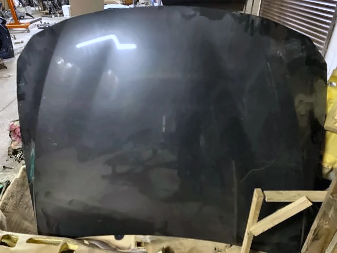 B39 color Капот F34