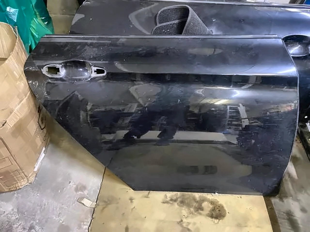 колір B39, 475 Двері задні, праві рідна фарба F34