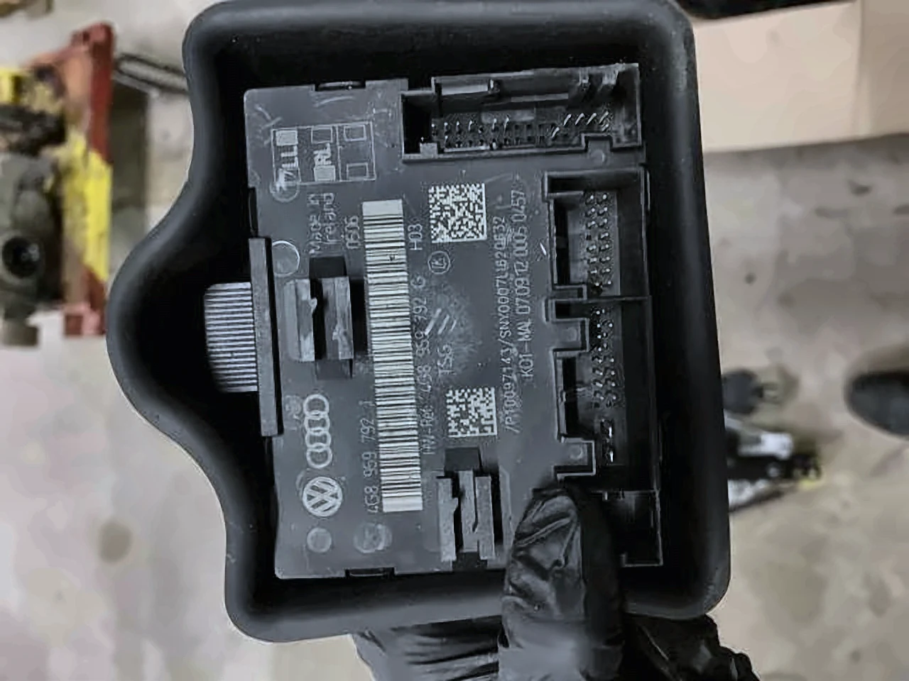 Блок управління передні праві двері Audi A6 C7, 4G8959792J