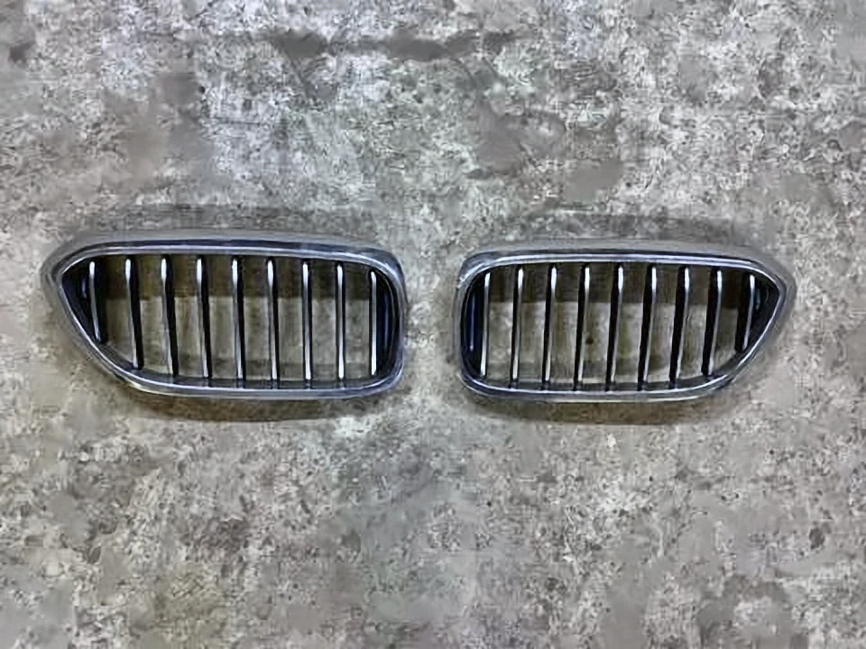 Решітка бамперу права G30 530e гібрид