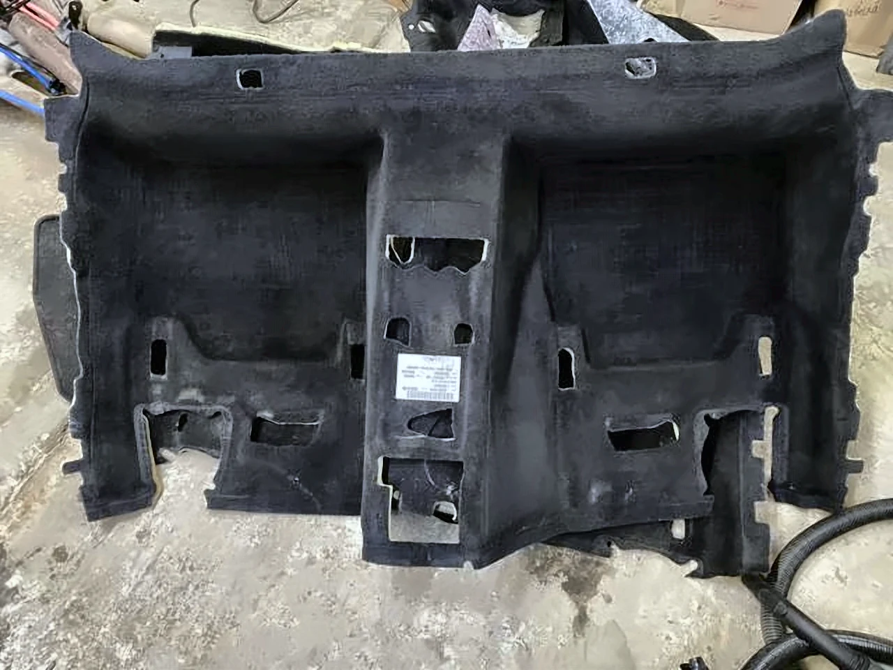 Покриття підлогове салону, заднє F36 Гарний стан, 51477337157