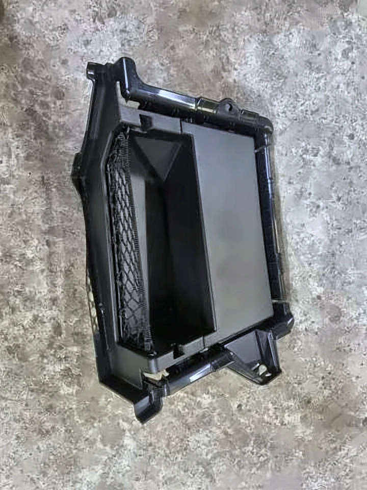 Ящик багажника Права сторона G30, 51477378506