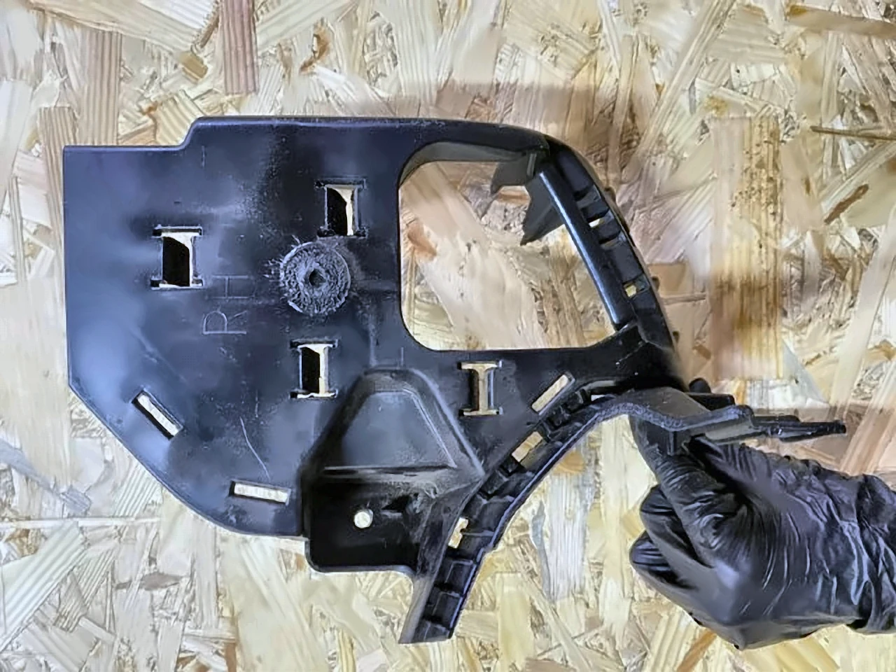 Кронштейн BMW X3 F25, 51497243782