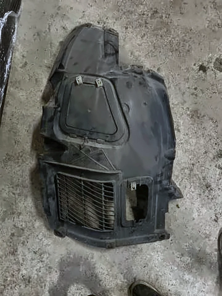 Підкрилок переднього крила, правий передній f10, 51717186728