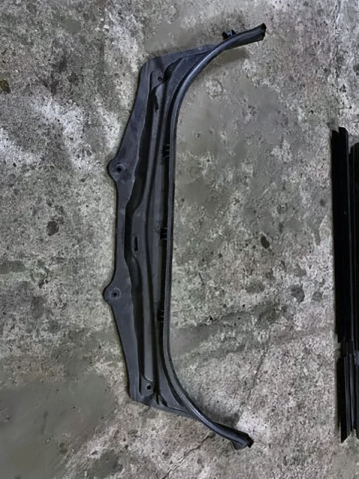 Щит передка, верхняя часть G30(3)