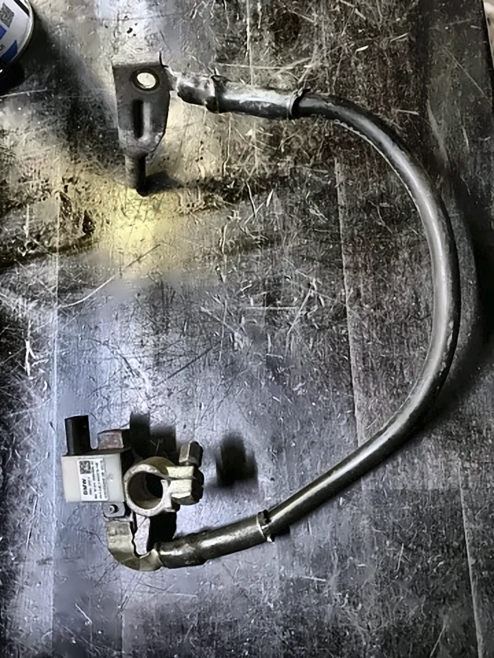 Клема мінус з датчиком IBS BMW 3 F30/F31, 61219381606