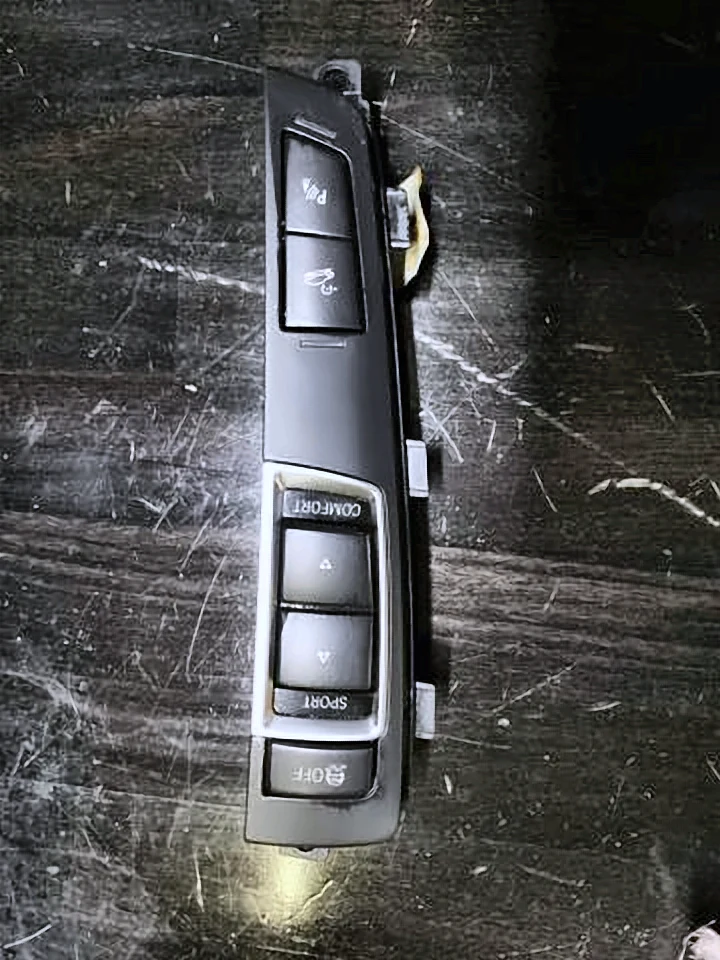 Блок кнопок центральної консолі f10(4)
