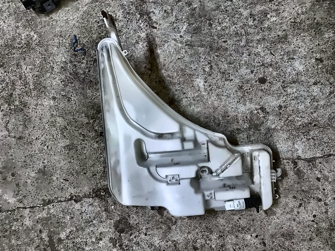 Бачок омивача BMW 3 F30/F31, 61667241671