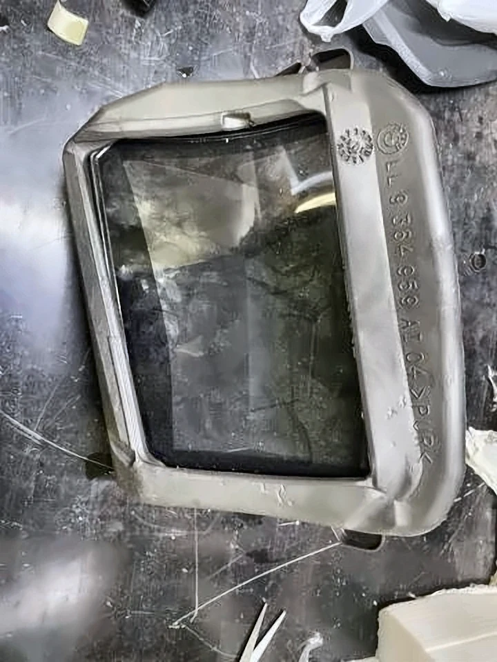 Дисплей-проєкції на лобове скло G30