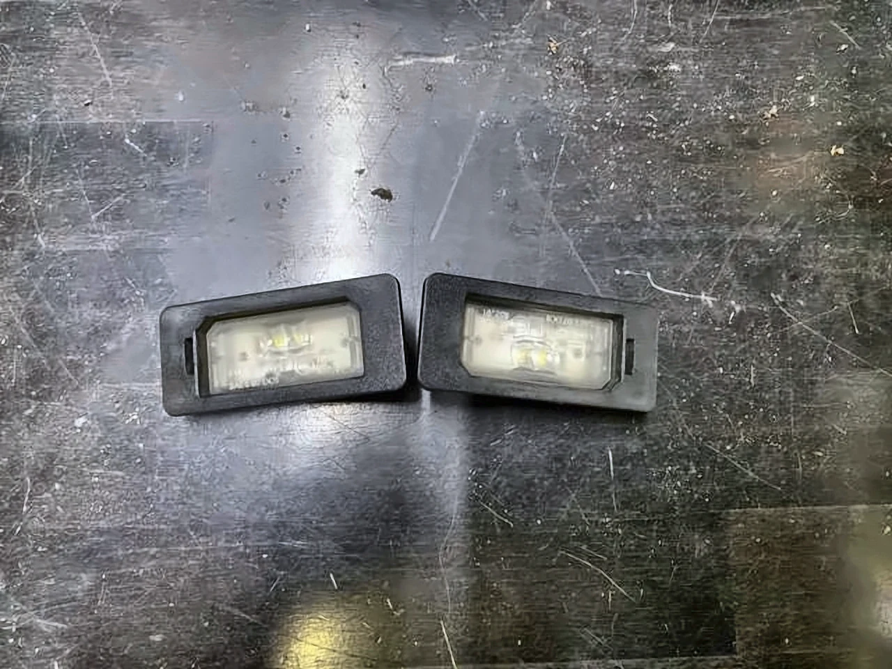 Ліхтар підсвічування заднього номерного знака G30, 63267410302