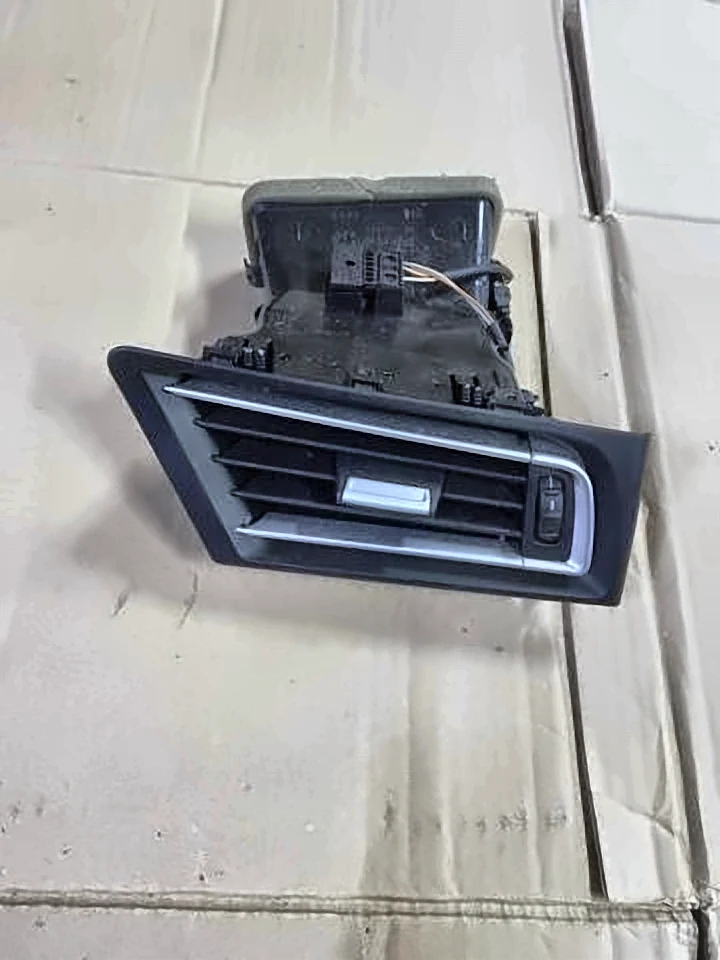 Воздуховод торпеды правый bmw f01/02, 64229112150