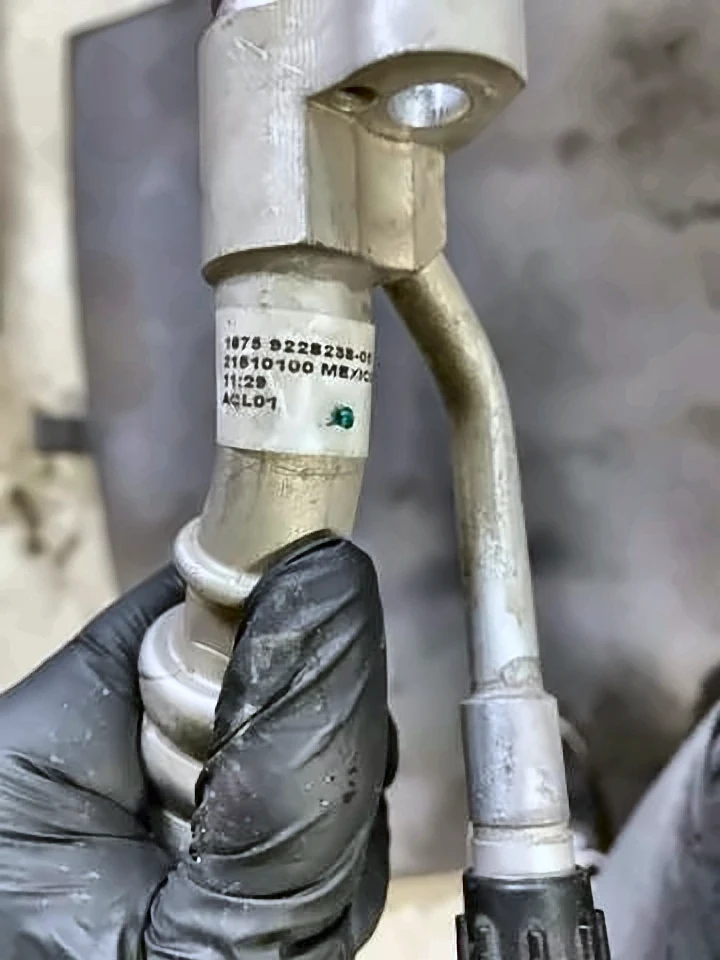Шланг кондиціонера, від випарника до компресора X3 F25, 64539228238