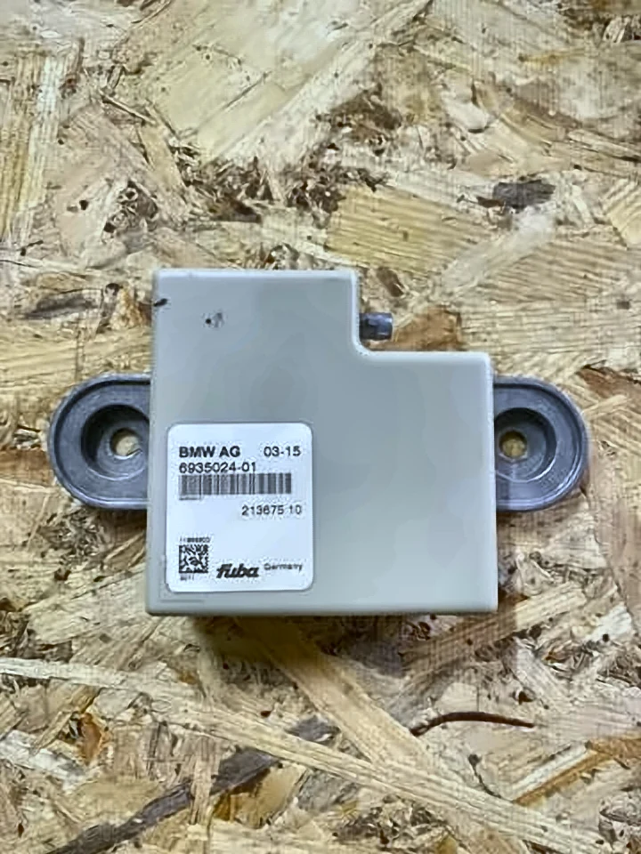 Підсилювач сигналу антени 01 10(2,3) ф25