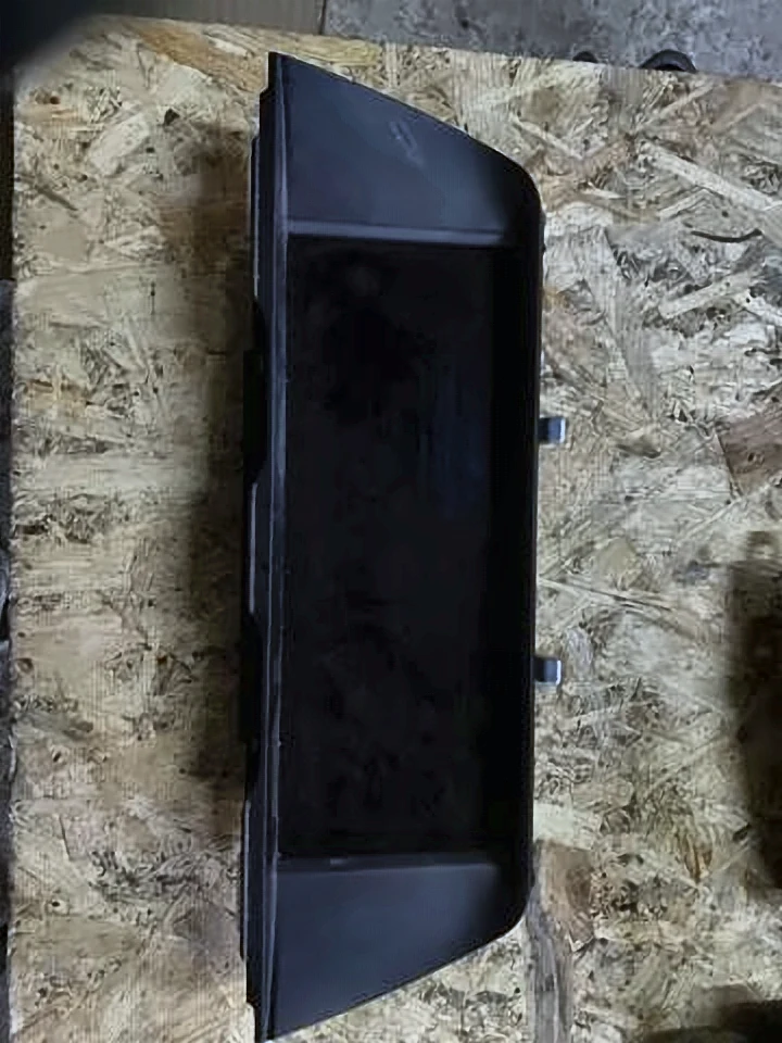 Монітор з ф10 2014р є 3 шт, стан різний, ціна договірна